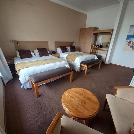 Gonubie Hotel Eksteriør billede